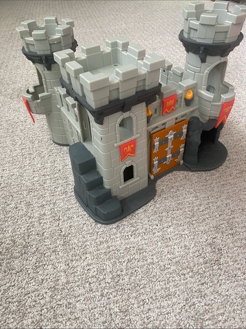 Gray Toy Castle Playset Royal Kingdom Adventure Castle Lakeshore Learning Boys